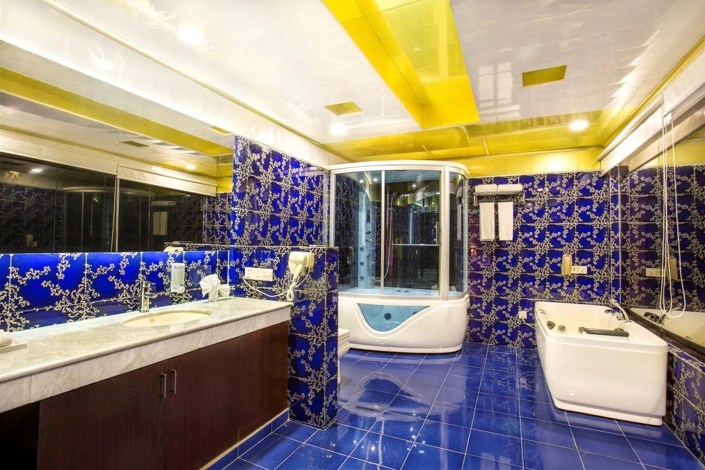 Presidential Suite — image 4